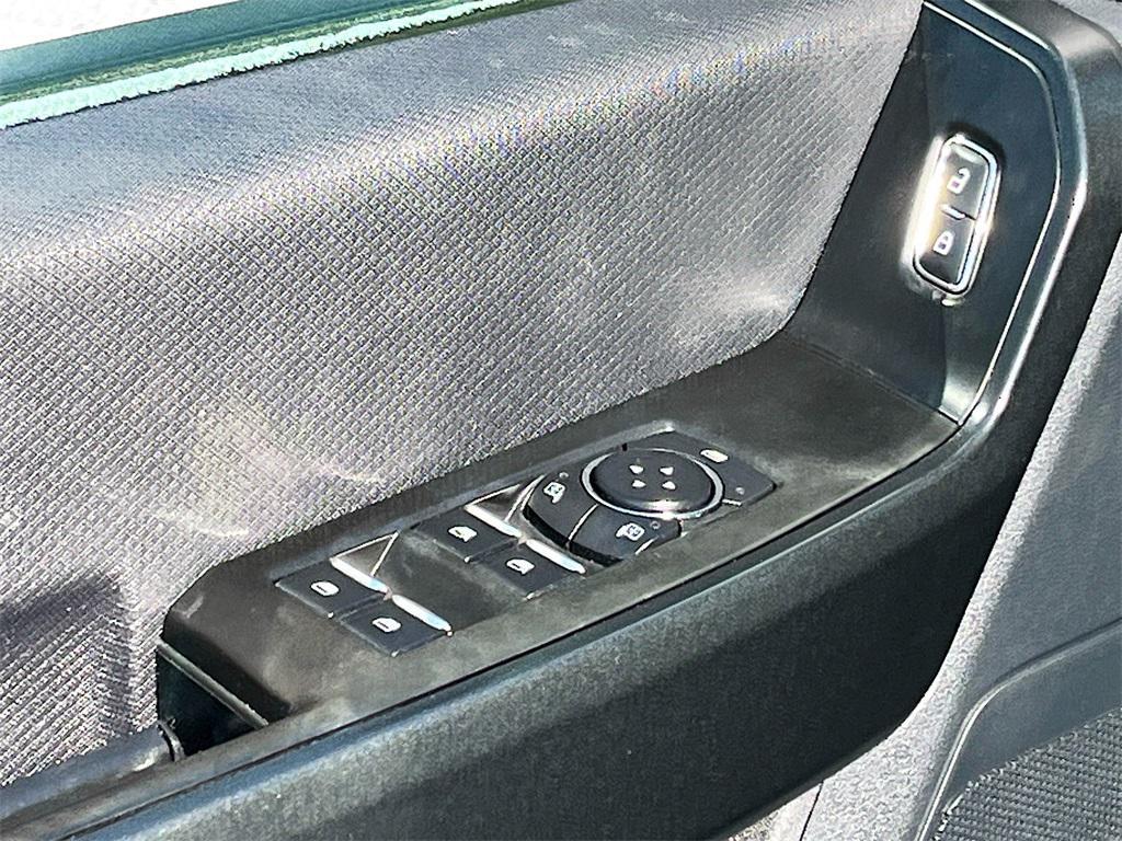 used 2022 Ford F-150 car, priced at $25,500