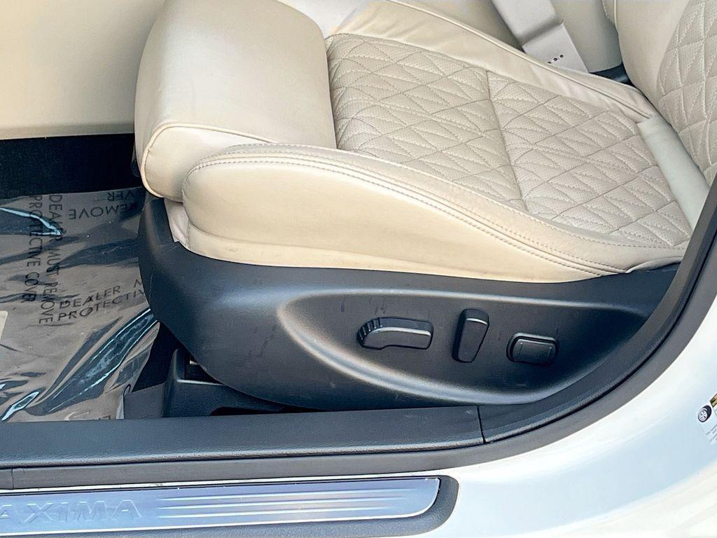 used 2022 Nissan Maxima car, priced at $23,600