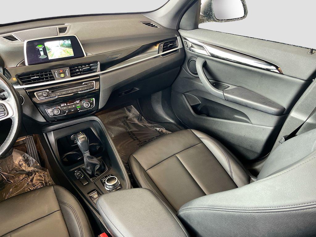 BMW X1 view 24