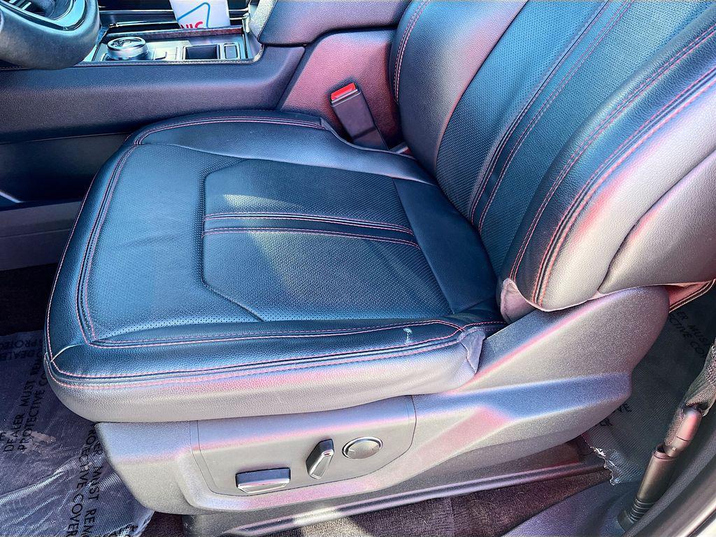 used 2022 Ford Expedition car, priced at $35,400