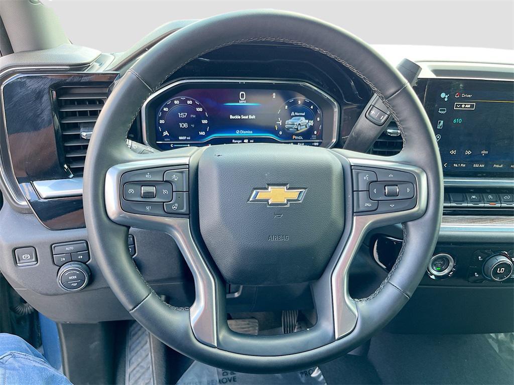 used 2024 Chevrolet Silverado 1500 car, priced at $32,300