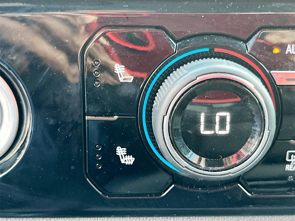 used 2024 Chevrolet Silverado 1500 car, priced at $32,300