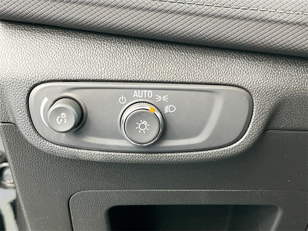 used 2024 Chevrolet TrailBlazer car, priced at $18,800