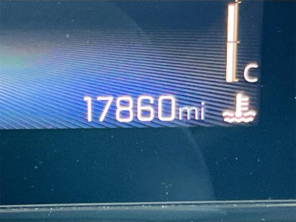 used 2024 Chevrolet TrailBlazer car, priced at $18,800