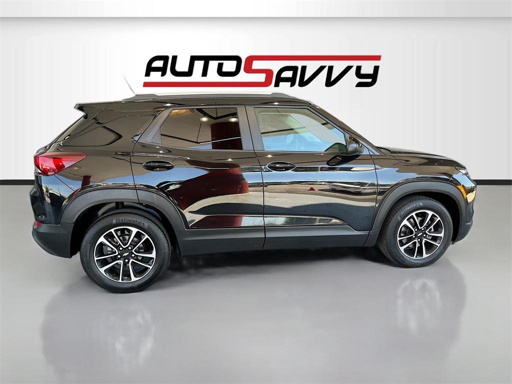 used 2024 Chevrolet TrailBlazer car, priced at $18,800