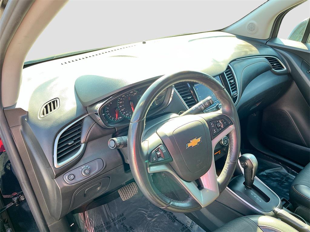 used 2022 Chevrolet Trax car, priced at $13,000