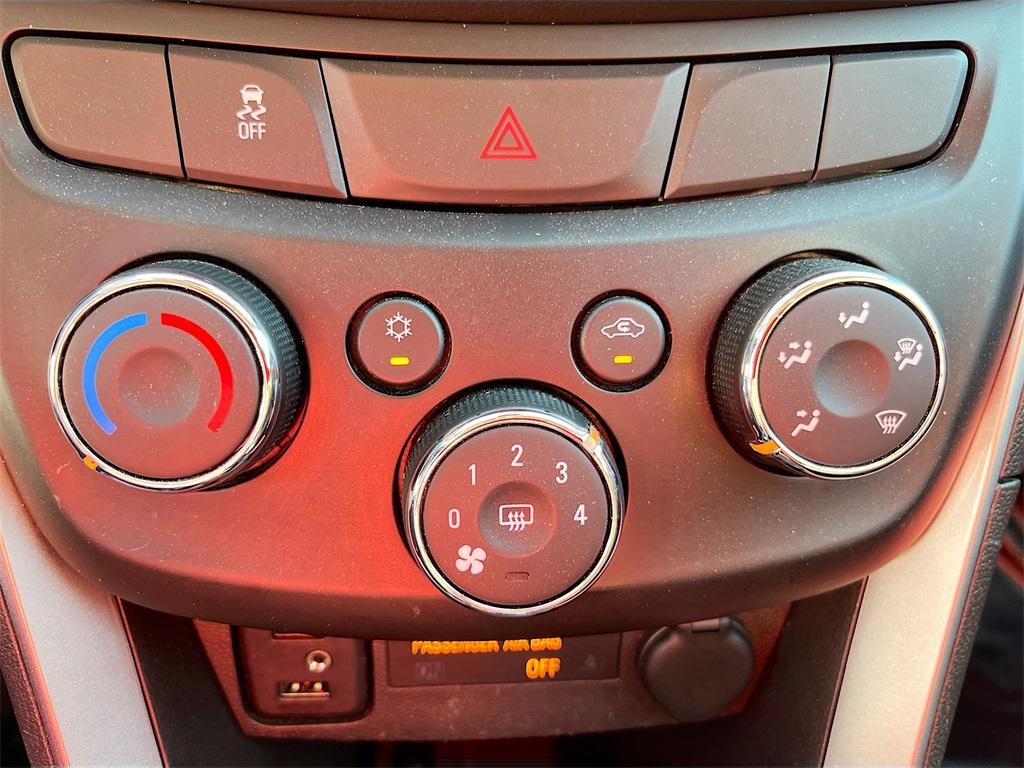 used 2022 Chevrolet Trax car, priced at $13,000