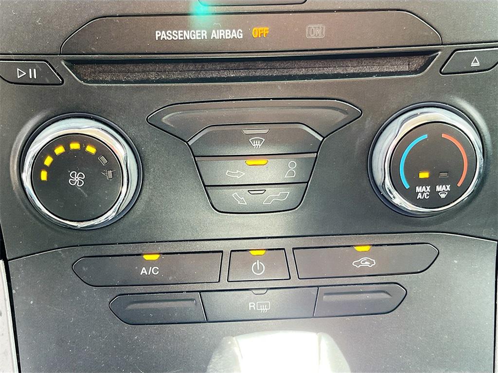 used 2015 Ford Edge car, priced at $6,900