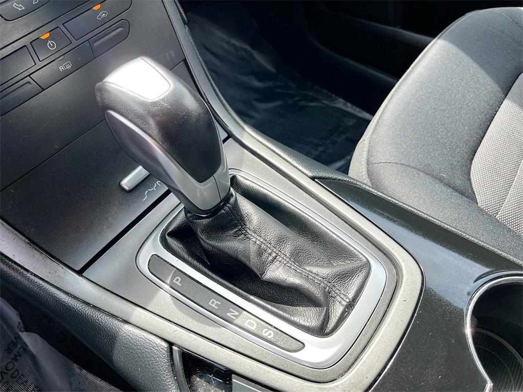 used 2015 Ford Edge car, priced at $6,900