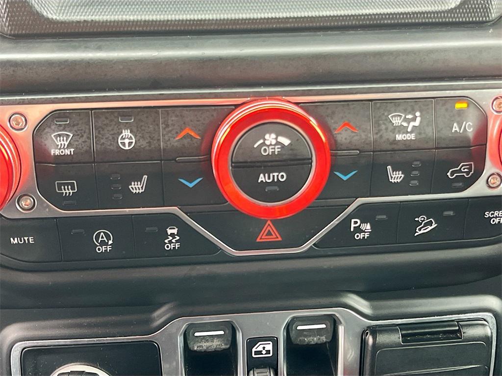 used 2019 Jeep Wrangler Unlimited car, priced at $27,700