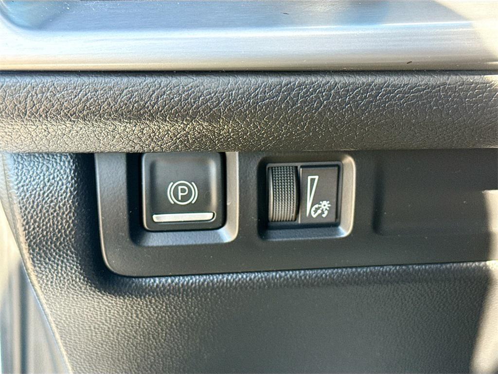 used 2024 Cadillac XT4 car, priced at $28,000