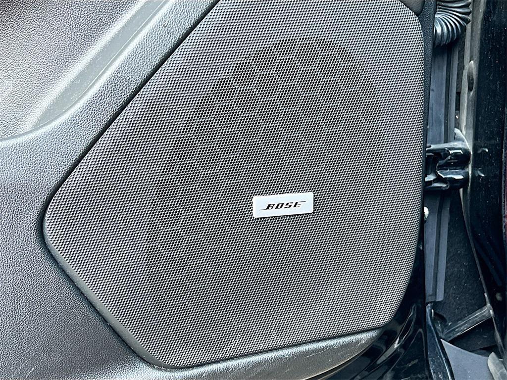 used 2017 Cadillac XT5 car, priced at $12,000