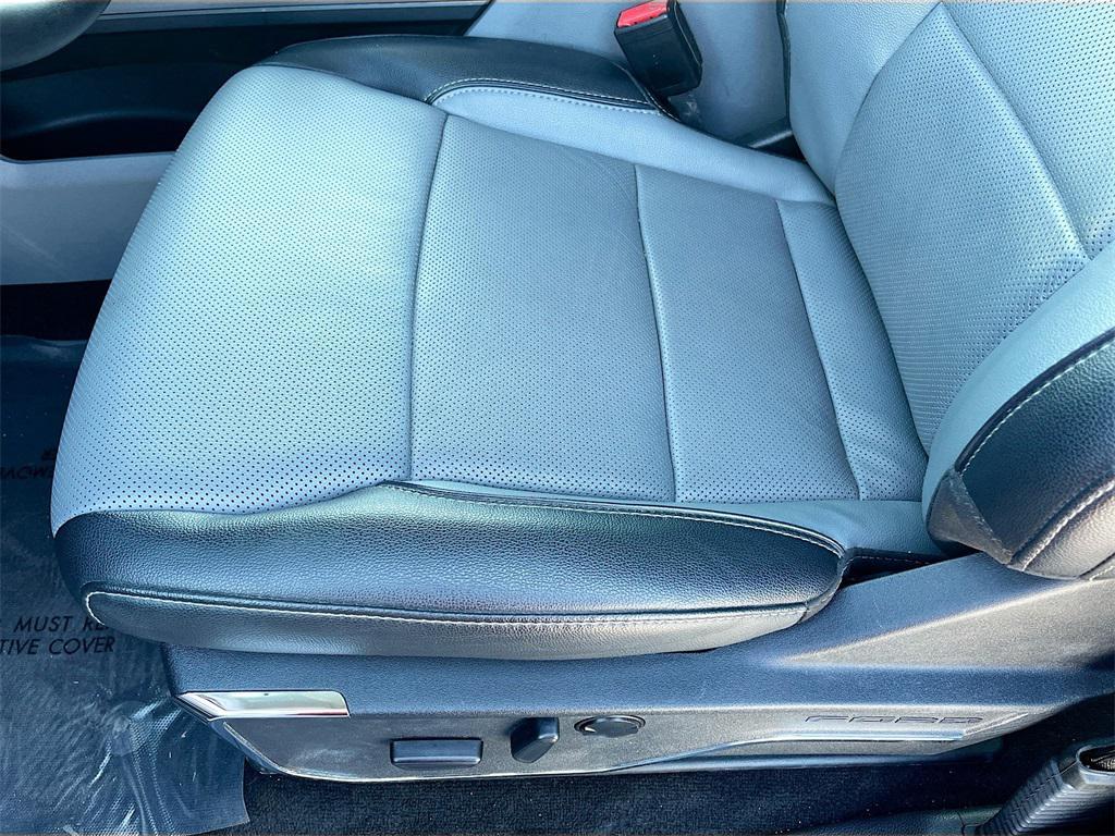 used 2023 Ford F-150 car, priced at $39,000