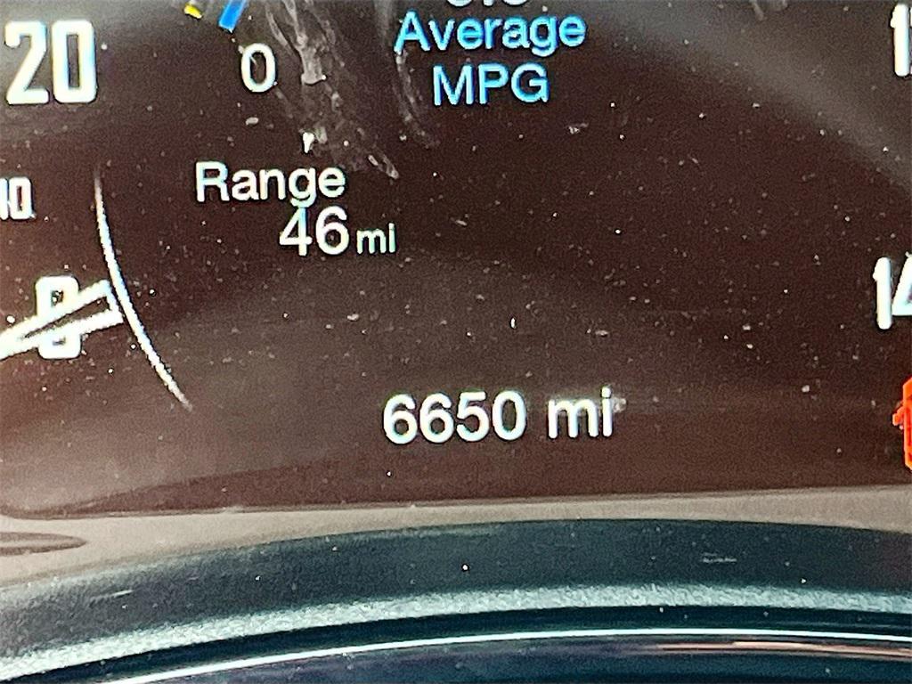 used 2025 Dodge Durango car, priced at $27,300