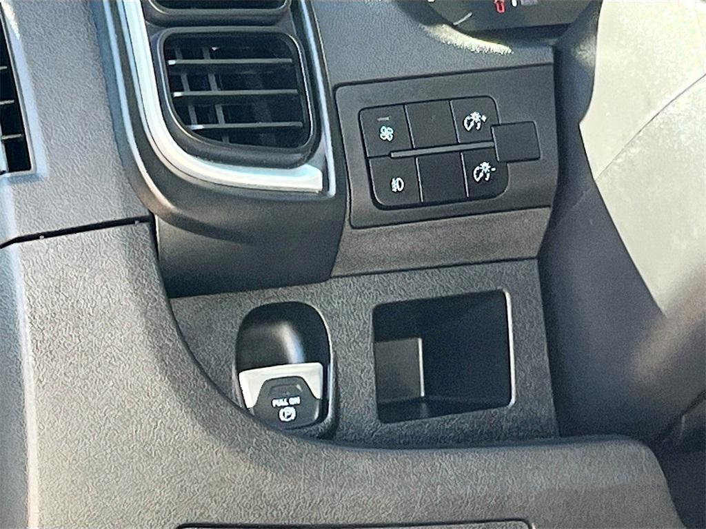 used 2024 Ram ProMaster 3500 car, priced at $34,400