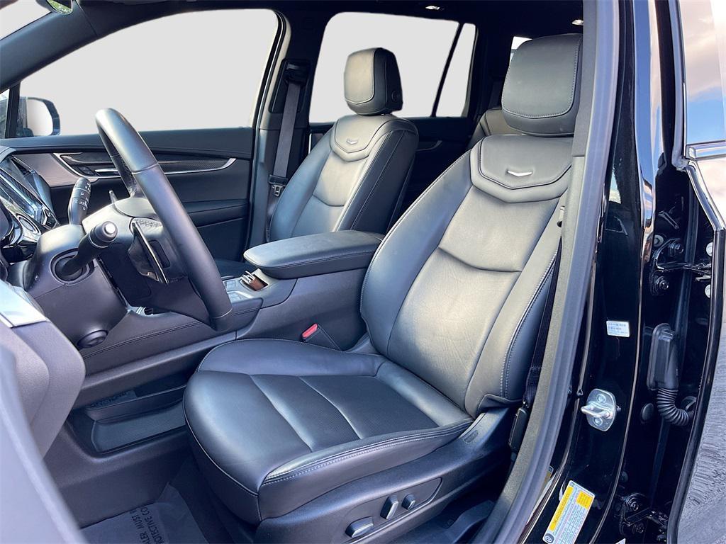 Stellar Black Metallic 2025 Cadillac XT6 Sport AWD