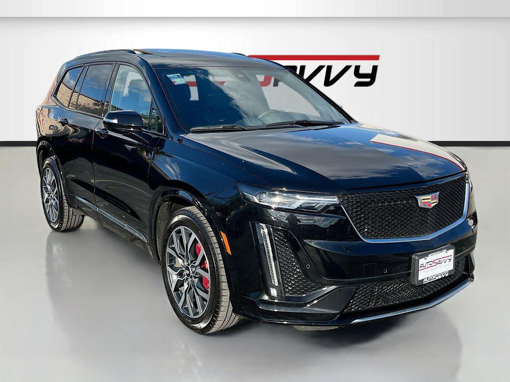 used 2025 Cadillac XT6 car, priced at $42,200