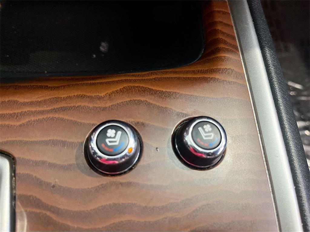 used 2020 Nissan Pathfinder car, priced at $16,600