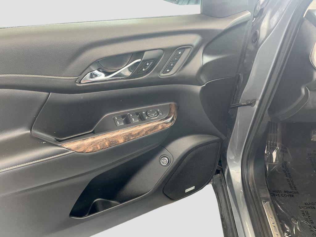used 2022 GMC Acadia car, priced at $20,300