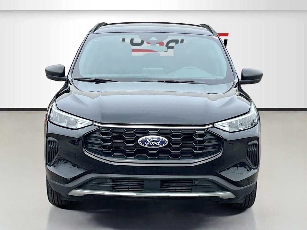 used 2025 Ford Escape car, priced at $18,200