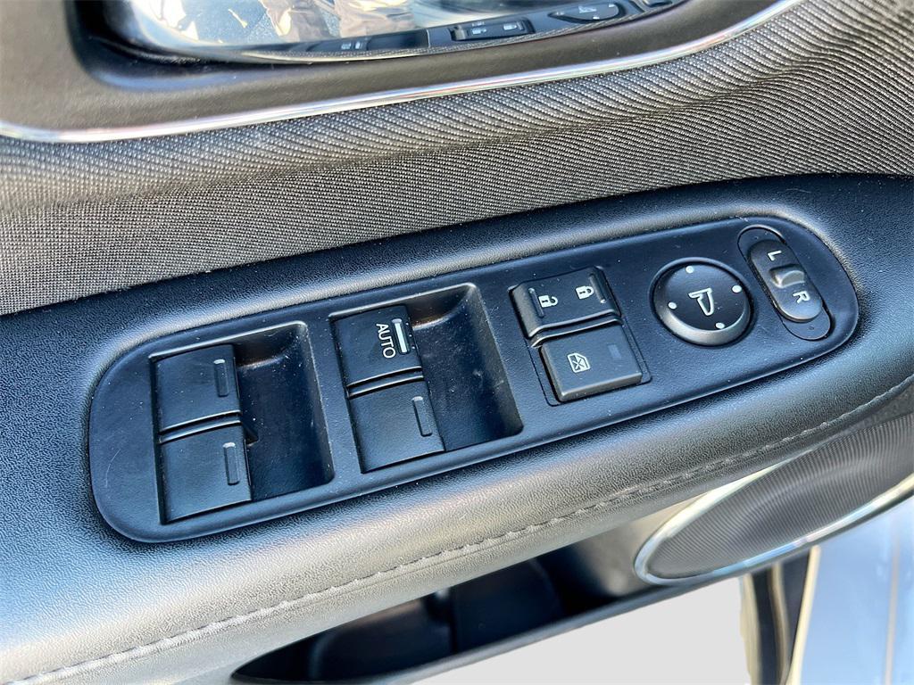 used 2022 Honda HR-V car, priced at $18,800