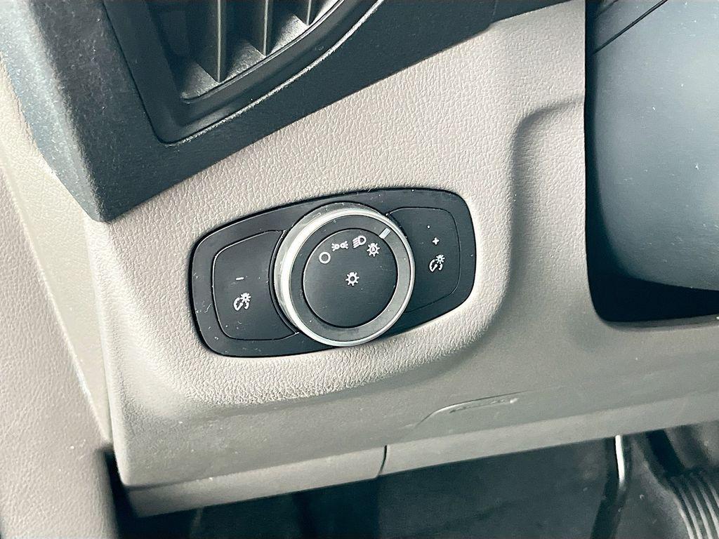 used 2022 Ford Transit Connect car, priced at $25,700