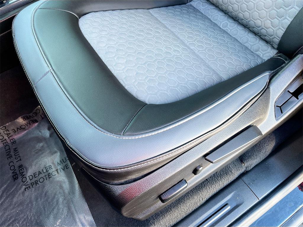 used 2022 Chevrolet Colorado car, priced at $22,000