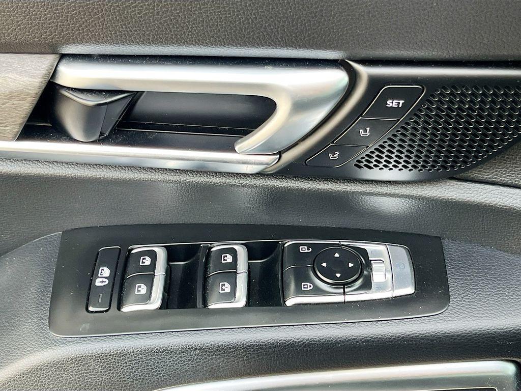 used 2022 Kia Telluride car, priced at $28,000