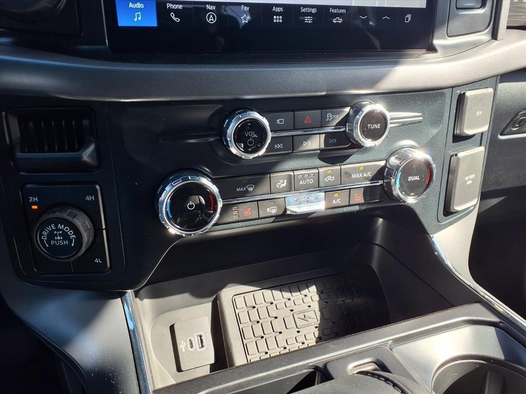 new 2025 Ford F-150 car, priced at $54,594