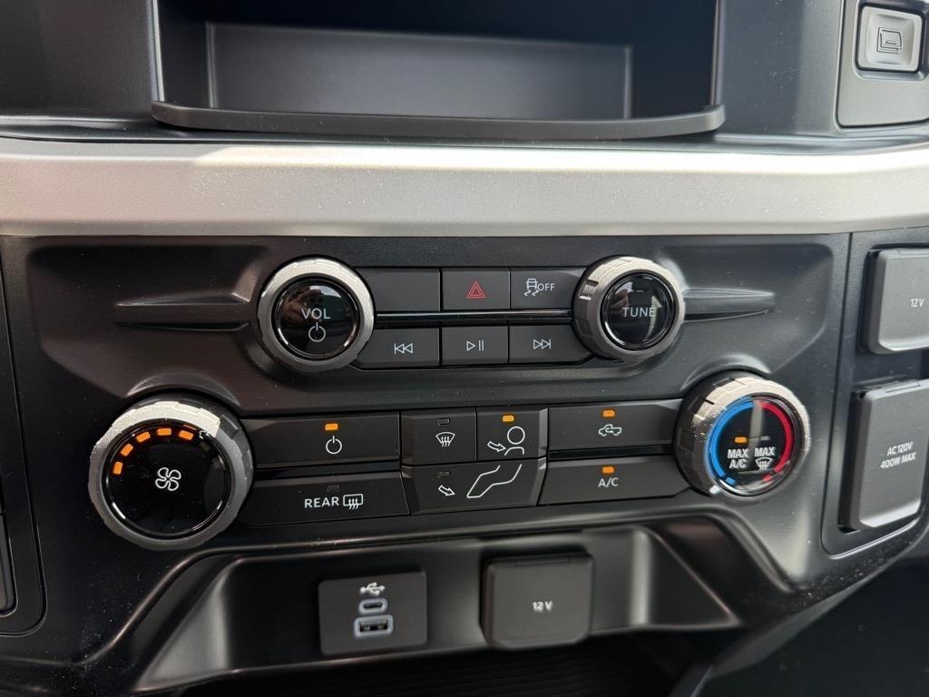 new 2025 Ford F-350 car, priced at $51,067