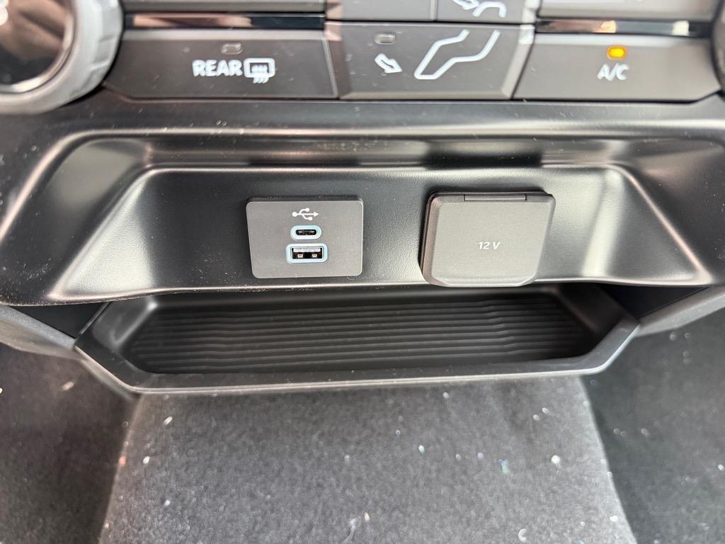 new 2025 Ford F-350 car, priced at $51,067