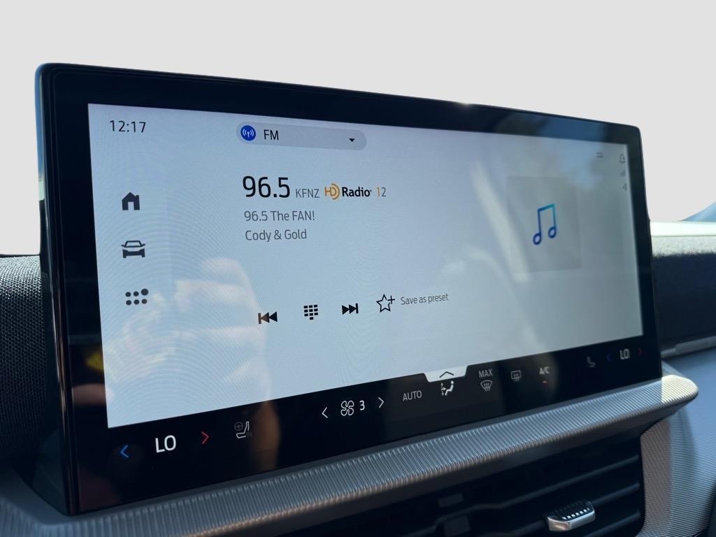 new 2025 Ford Explorer car, priced at $46,223