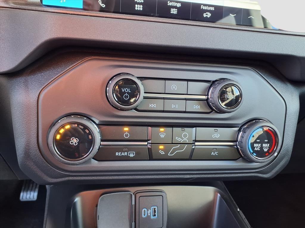 new 2025 Ford Bronco car, priced at $46,222