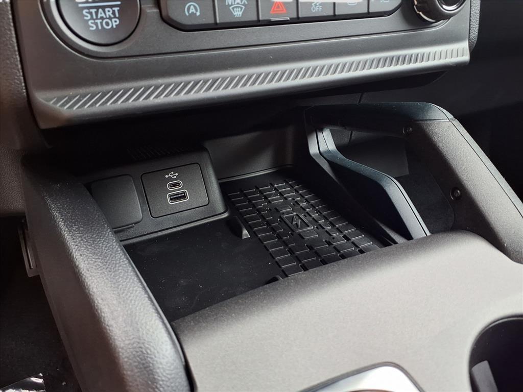 new 2025 Ford Bronco Sport car, priced at $35,324