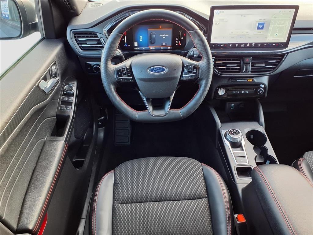 used 2023 Ford Escape car, priced at $25,649