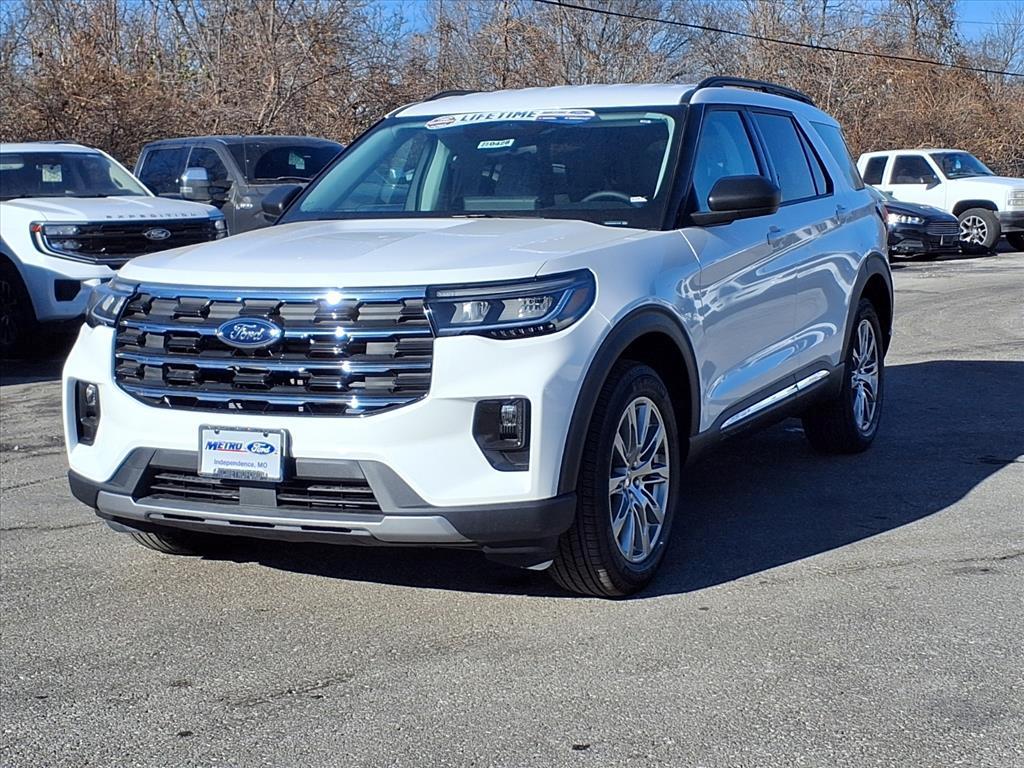 new 2025 Ford Explorer car, priced at $45,377