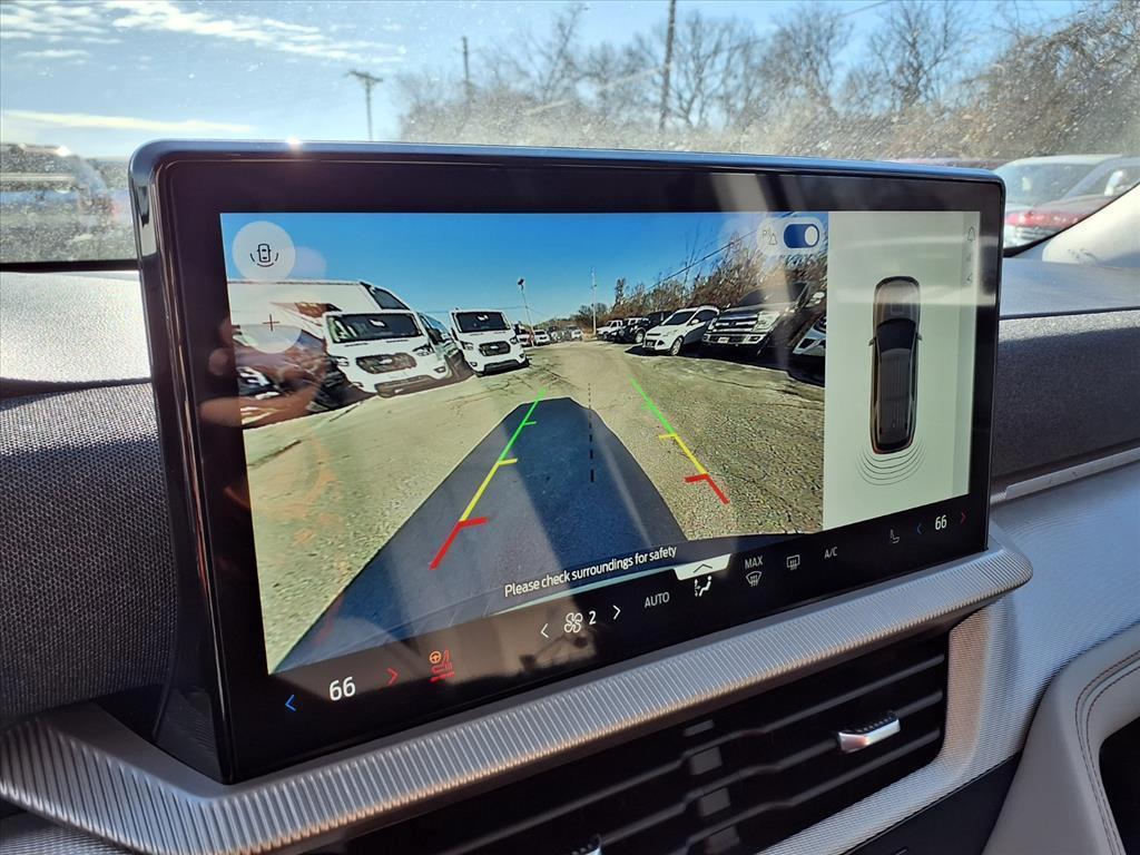 new 2025 Ford Explorer car, priced at $45,377