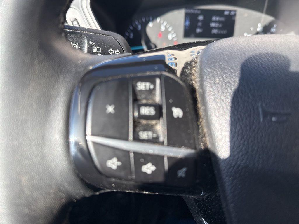 used 2022 Ford Escape car, priced at $19,533