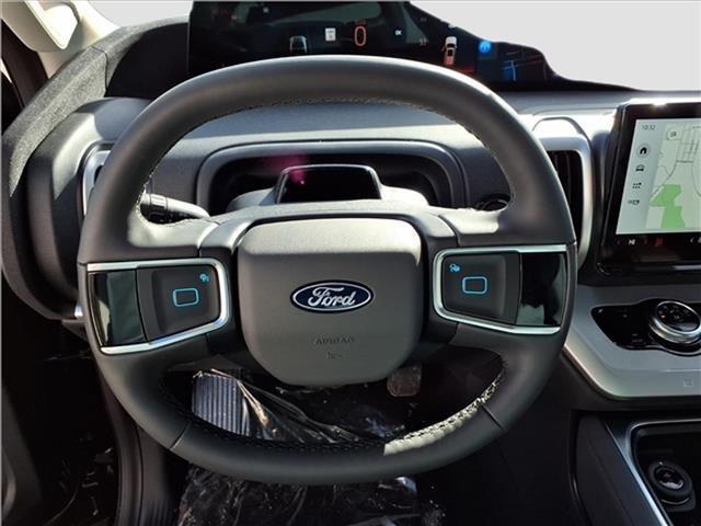 new 2026 Ford Expedition car, priced at $70,075