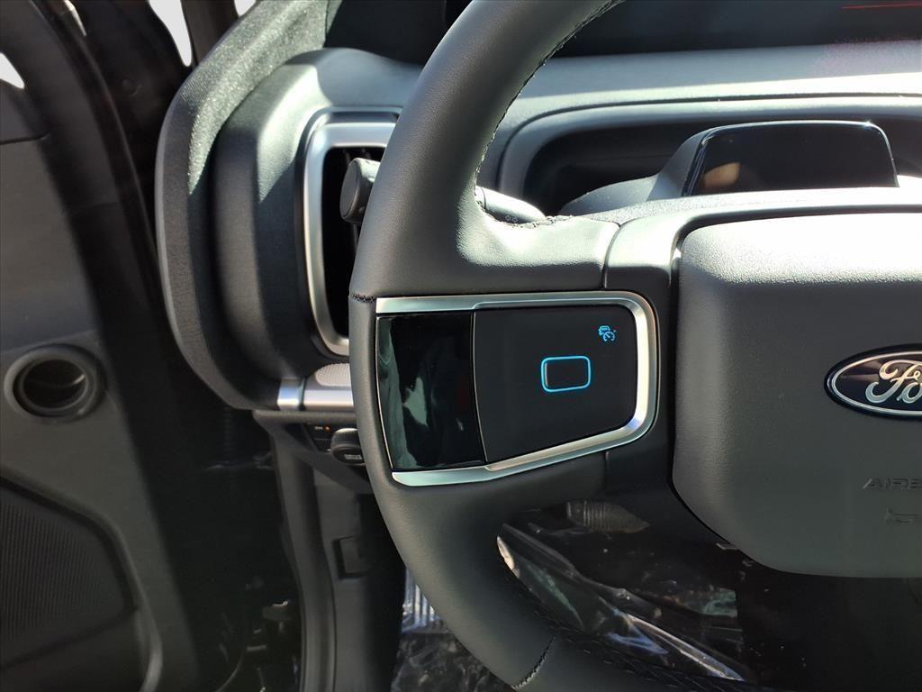 new 2026 Ford Expedition car, priced at $70,075