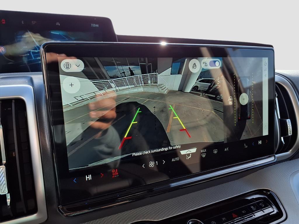 new 2026 Ford Expedition car, priced at $70,075