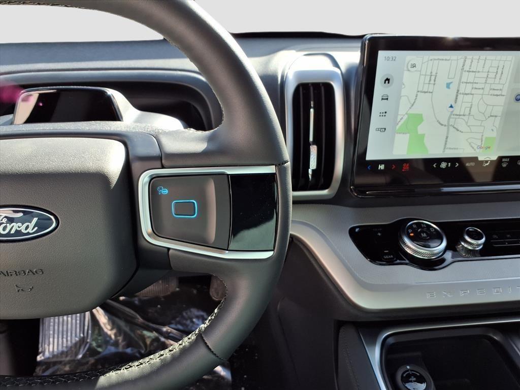 new 2026 Ford Expedition car, priced at $70,075