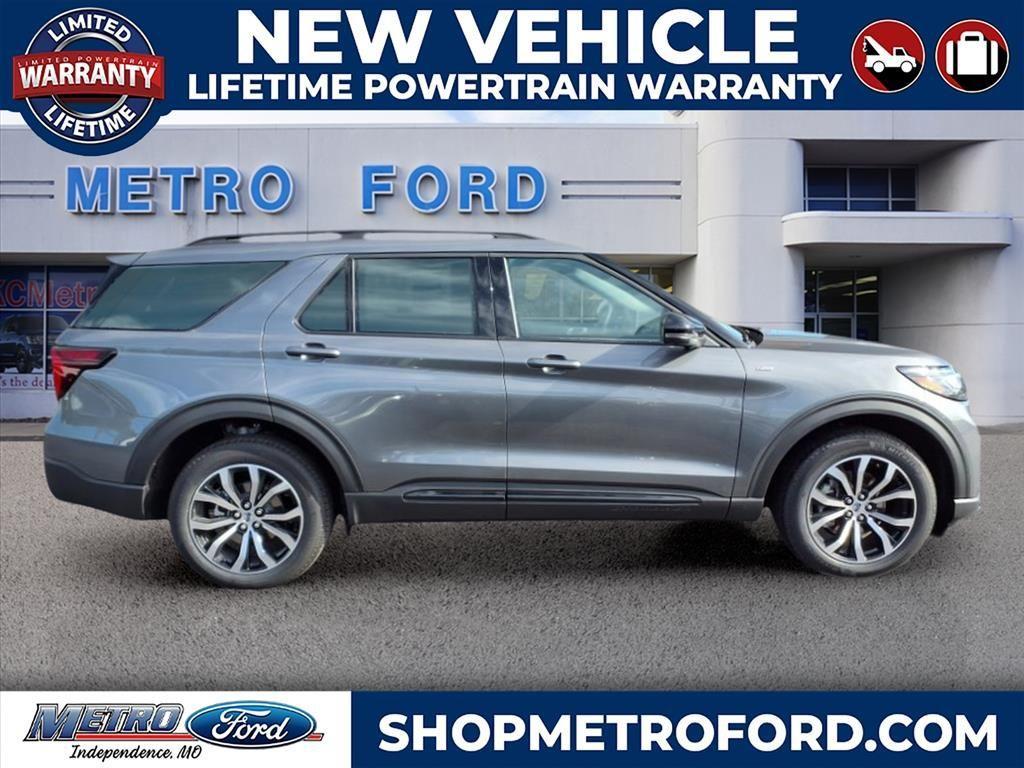 new 2025 Ford Explorer car, priced at $44,782