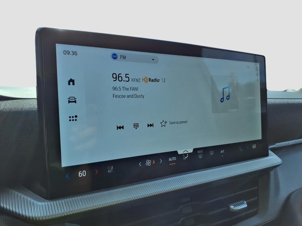 new 2025 Ford Explorer car, priced at $44,782