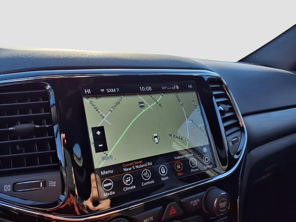 used 2021 Jeep Grand Cherokee car, priced at $25,098