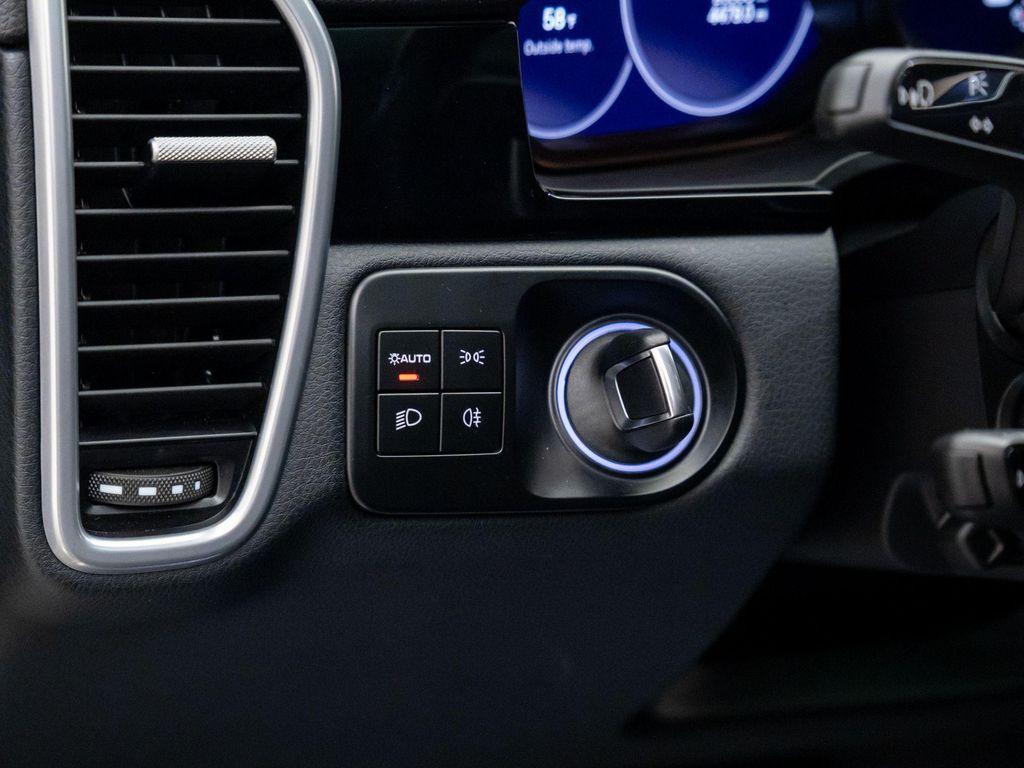 used 2023 Porsche Cayenne car, priced at $71,500