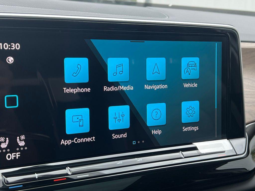 new 2026 Volkswagen Atlas car, priced at $43,707