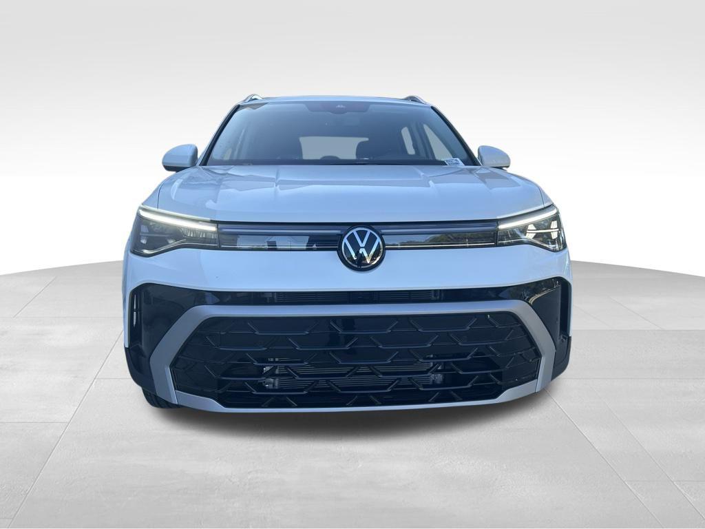 new 2026 Volkswagen Taos car, priced at $36,730