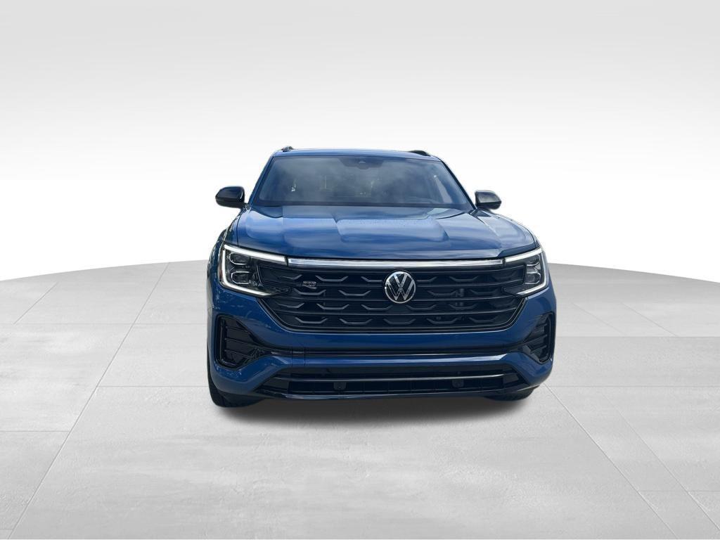 new 2026 Volkswagen Atlas Cross Sport car, priced at $49,136