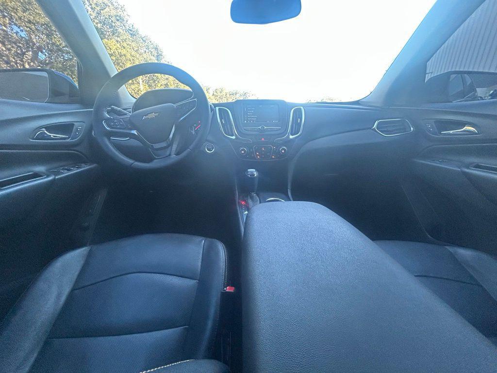 used 2021 Chevrolet Equinox car, priced at $17,191